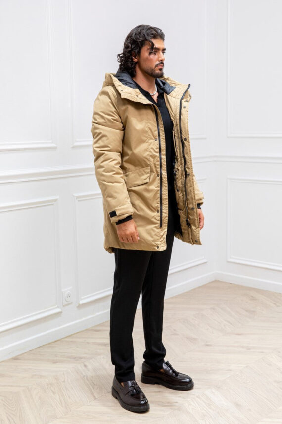 Halflange parka met capuchon