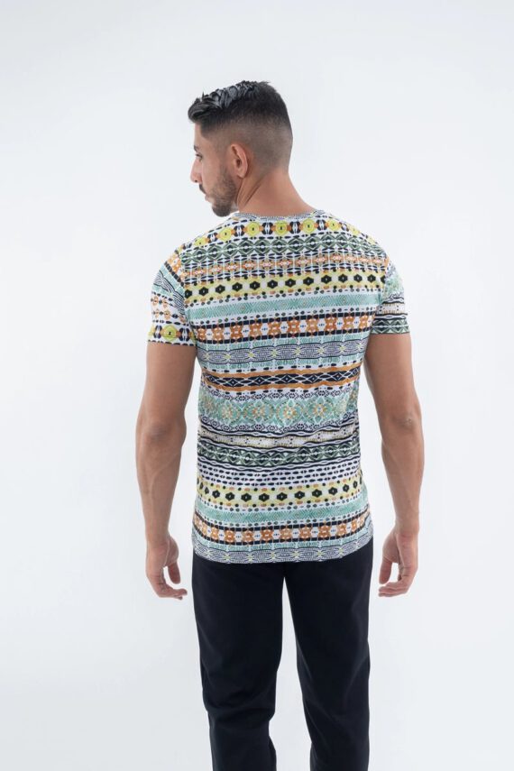 Kleurrijk T-shirt met patroon